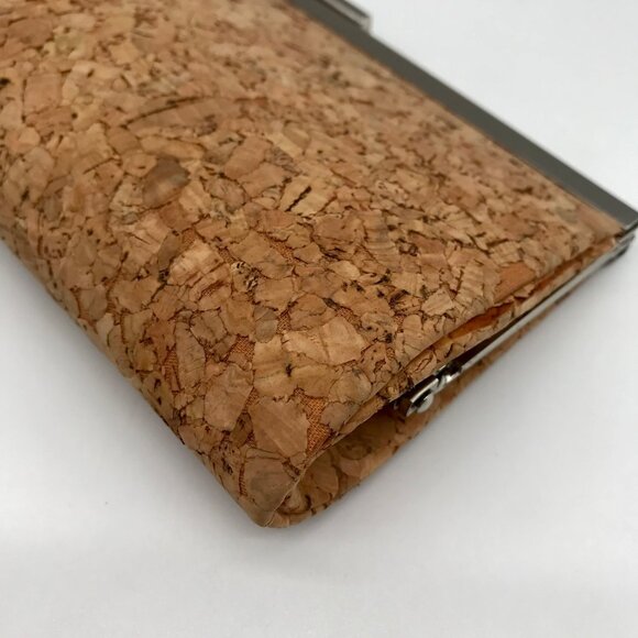 Unbranded Light Brown Corkscrew Clutch - Picture 8 of 10